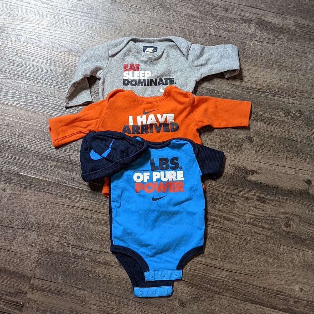 Nike onesie bundle